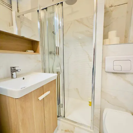 Апартаменты Petit Bijou 2 Pers Wifi *